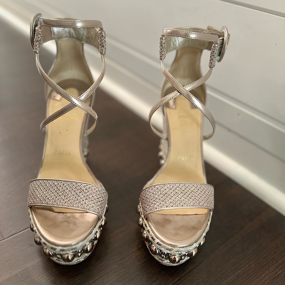 Christian Louboutin Chocazeppa Metallic Wedge